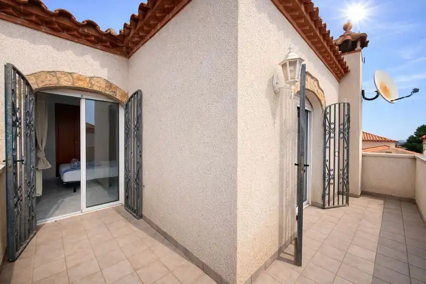 House with pool for sale in Miami Platja, imagen 32