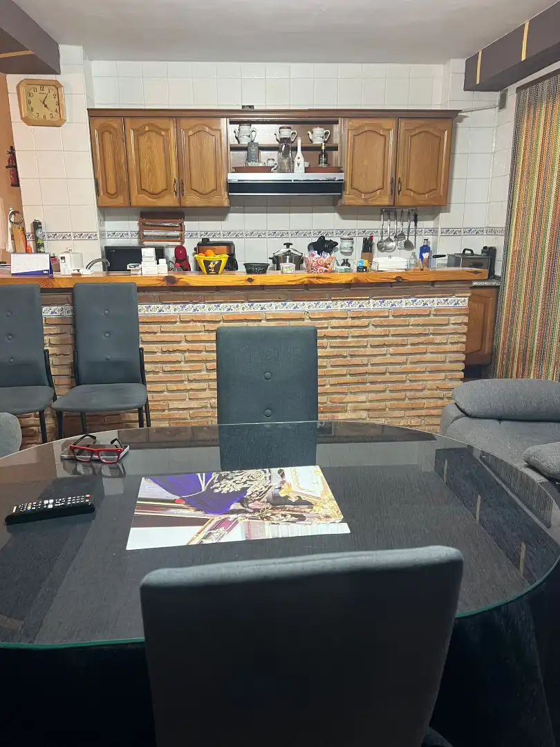 Menjador de Casa adosada en venda en Jaén amb Aire condicionat, Calefacció i Terrassa