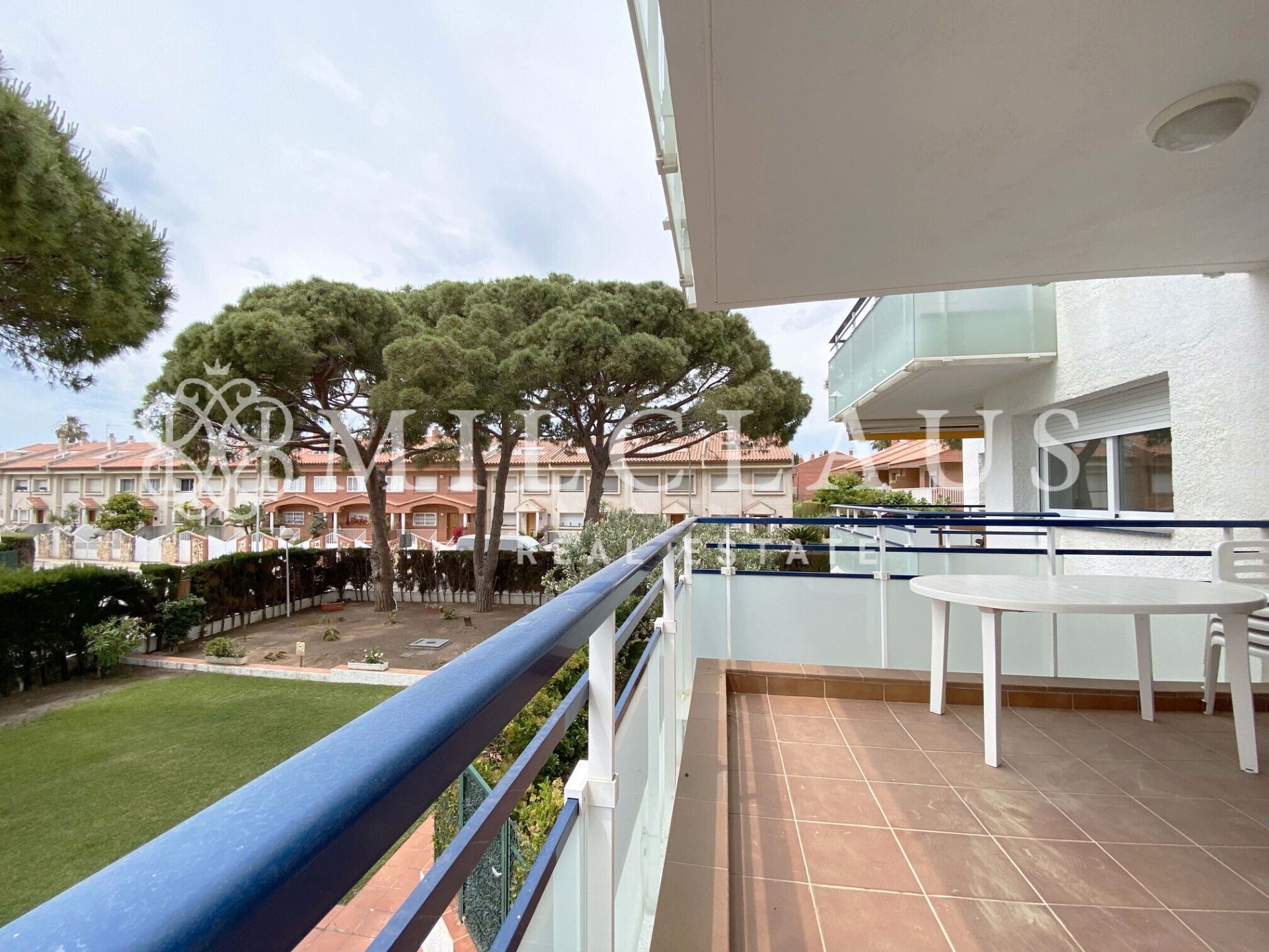 Exterior view of Flat for sale in Altafulla  with Air Conditioner, Heating and Storage room