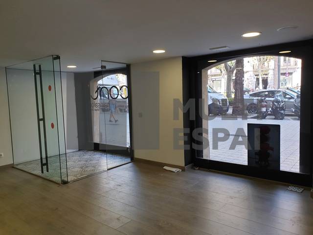 Local comercial en Alquiler en Avinguda Diagonal en L'Antiga Esquerra de l'Eixample