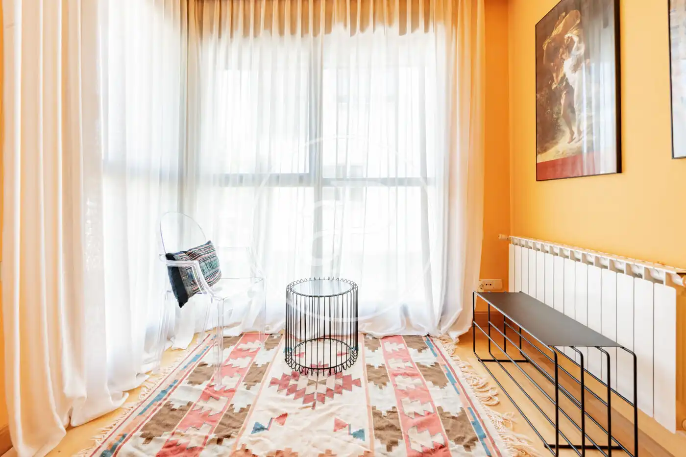 Habitación de Casa adosada en venta en Madrid con Aire acondicionado, Calefacción y Jardín privado
