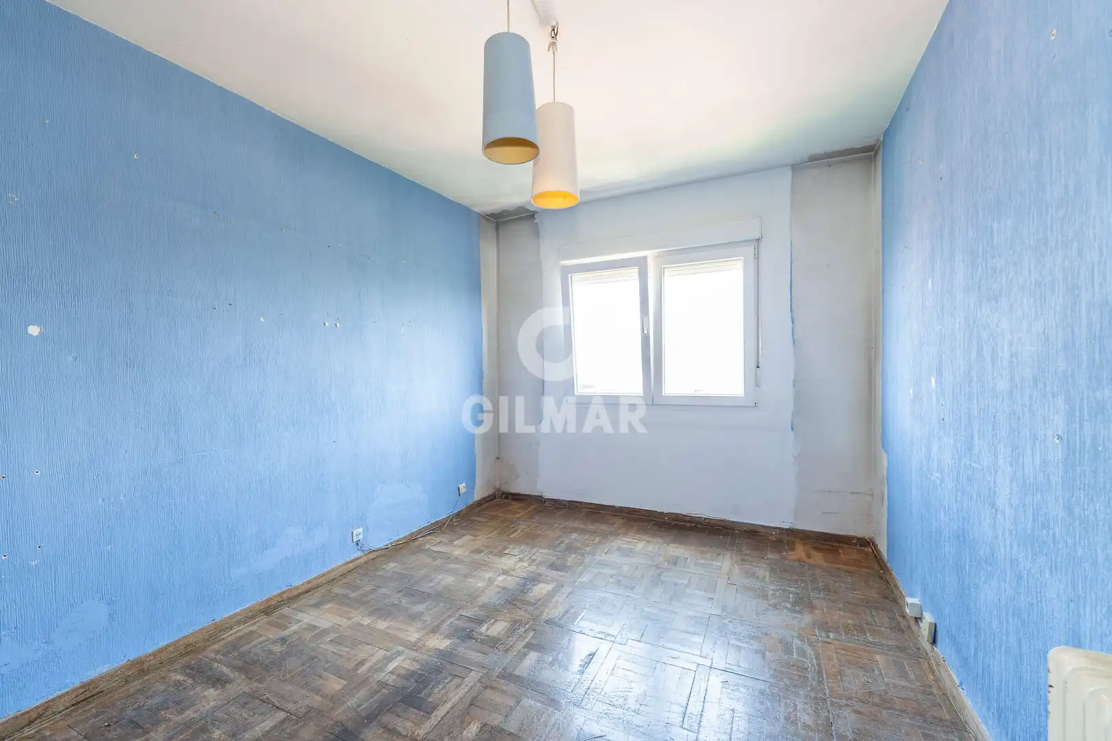 Habitación de Piso en venta en Madrid con Calefacción, Trastero y Balcón