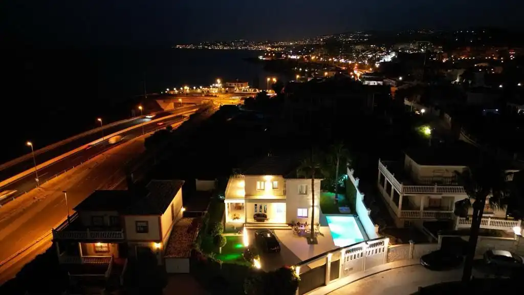 Casa amb piscina en venda a El Faro de Calaburra - Chaparral, imagen 28