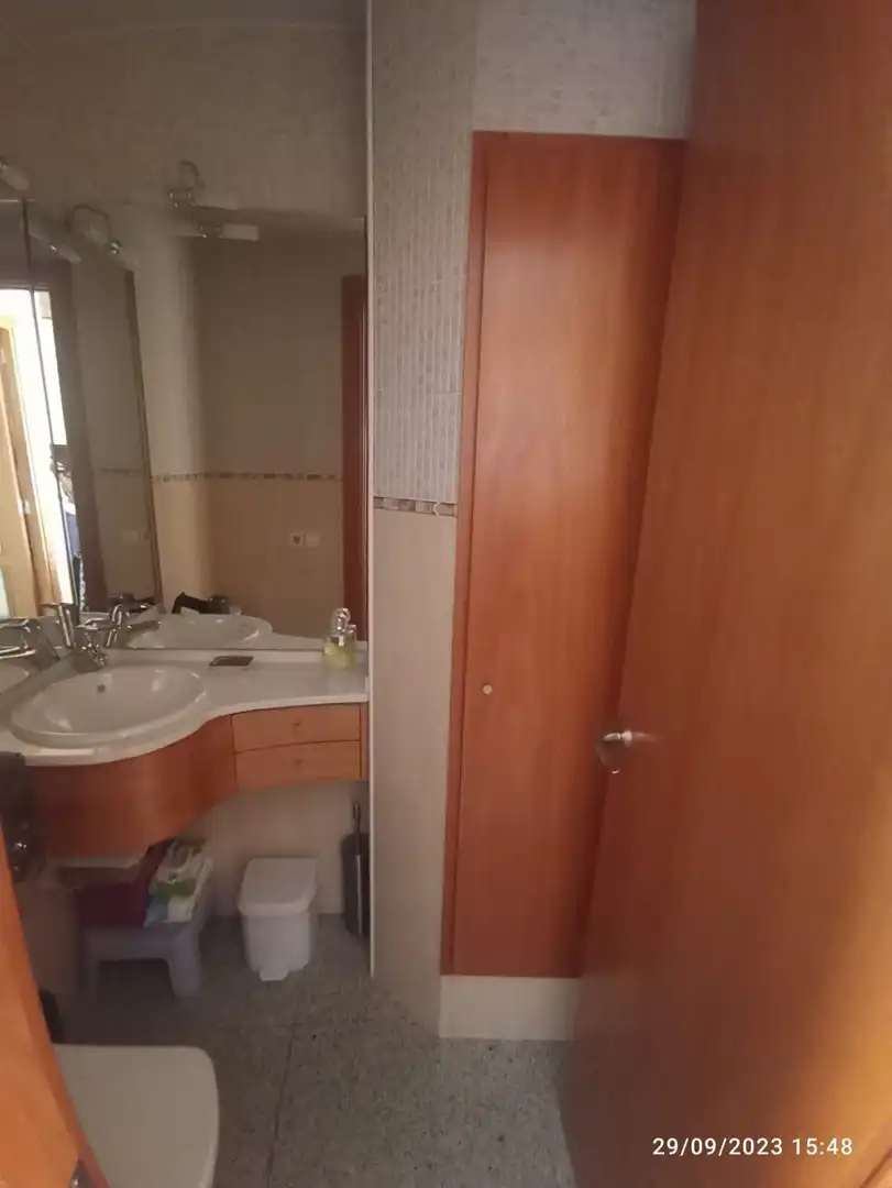 Bathroom of Houses for sale in Berga  with Private garden, Parquet flooring and Balcony