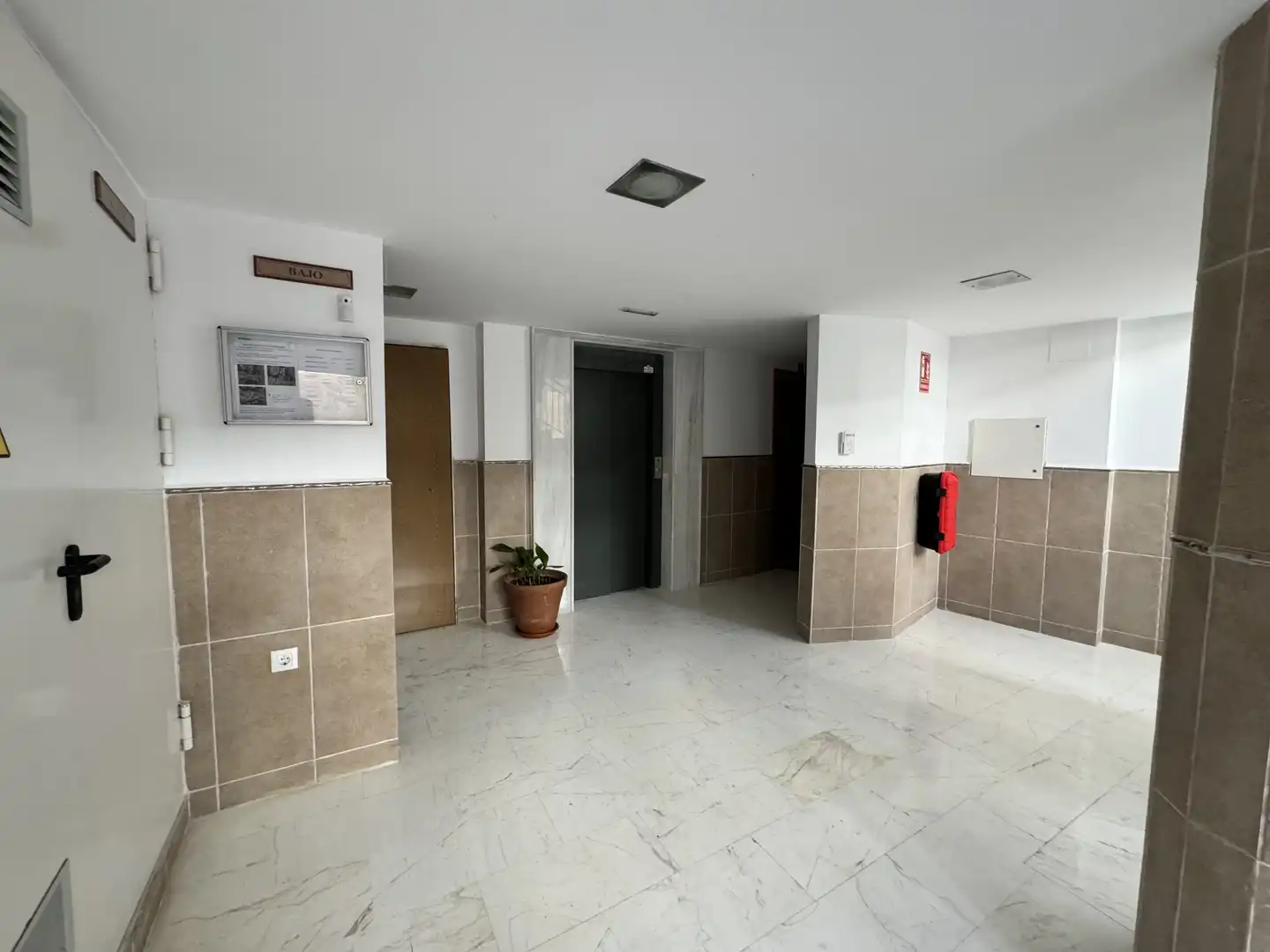 Apartments for rent in Avenida Marina del Este, 38, Punta La Mona