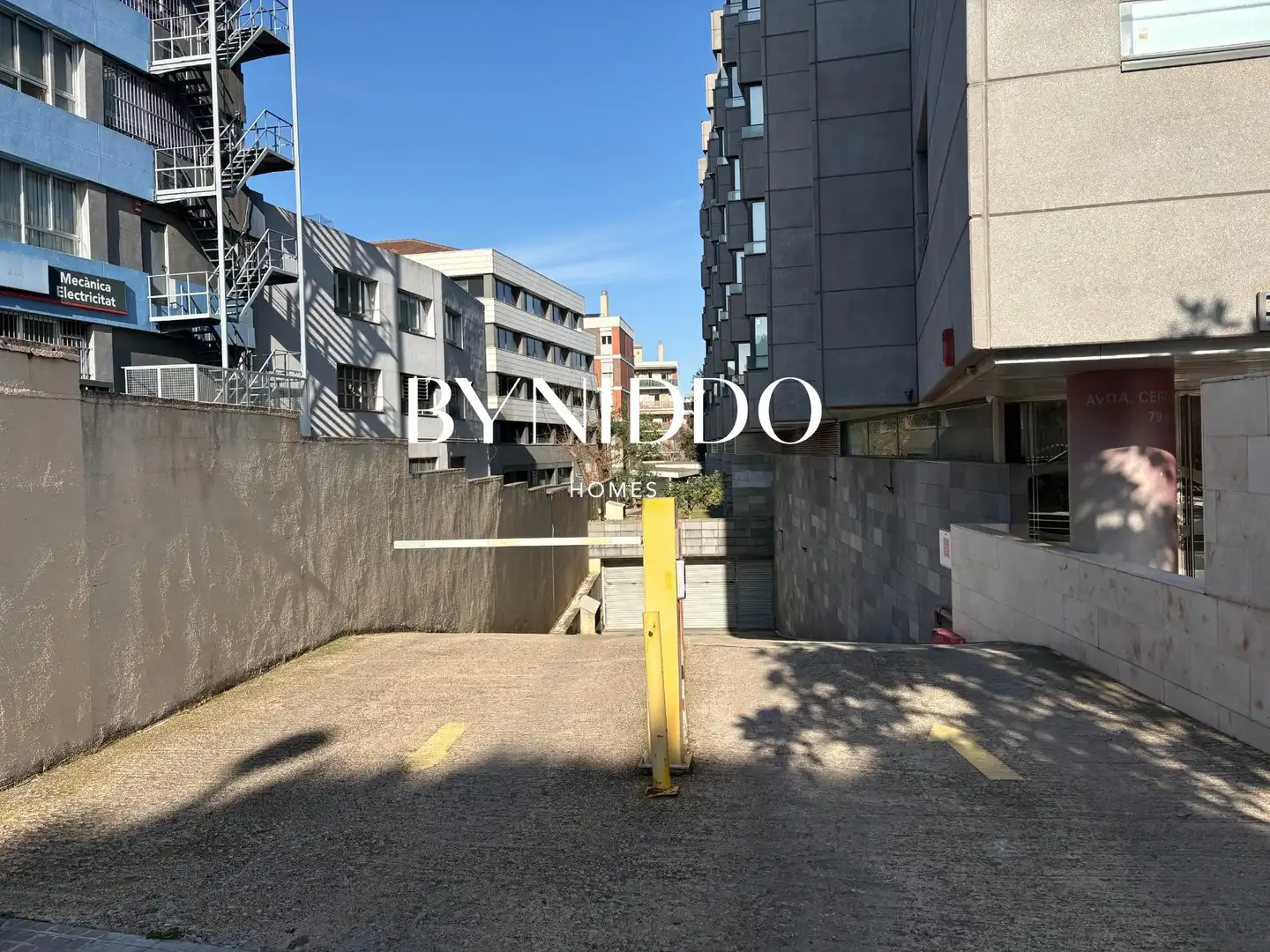 Einzelparkplatz mit Aufzug zum Verkauf in Avenida CERDANYOLA, imagen 5
