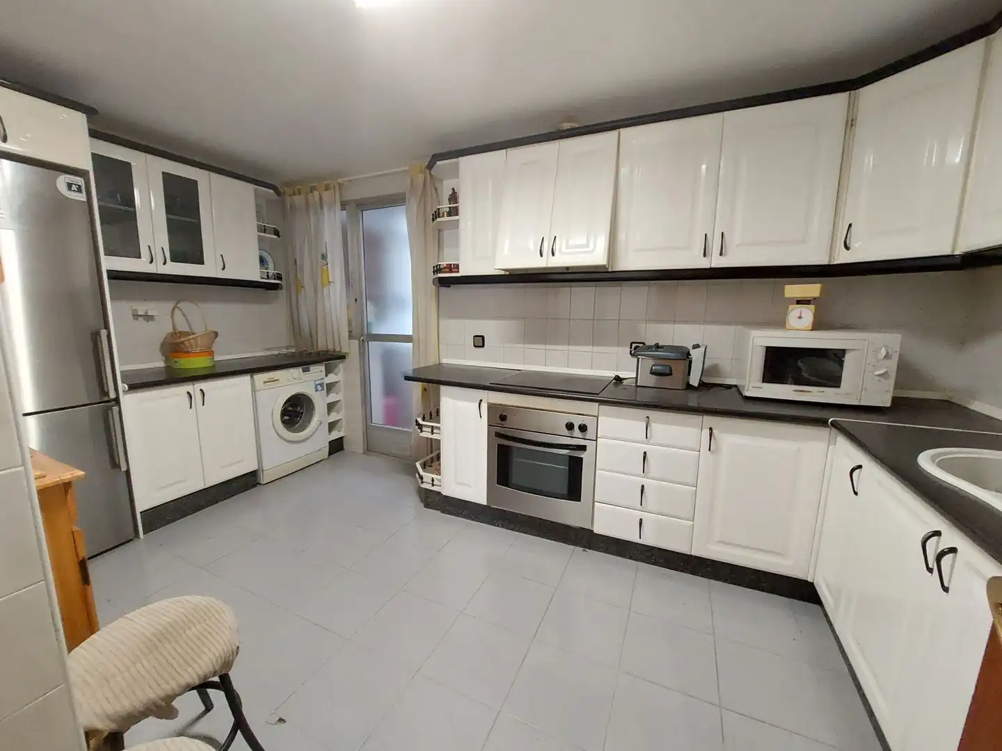 Küche von Wohnung zum Verkauf in Mérida mit Klimaanlage, Abstellraum und Möbliert