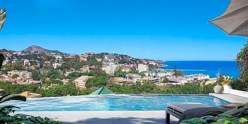 Piscina de Planta baixa en venda en Málaga Capital amb Aire condicionat, Calefacció i Terrassa