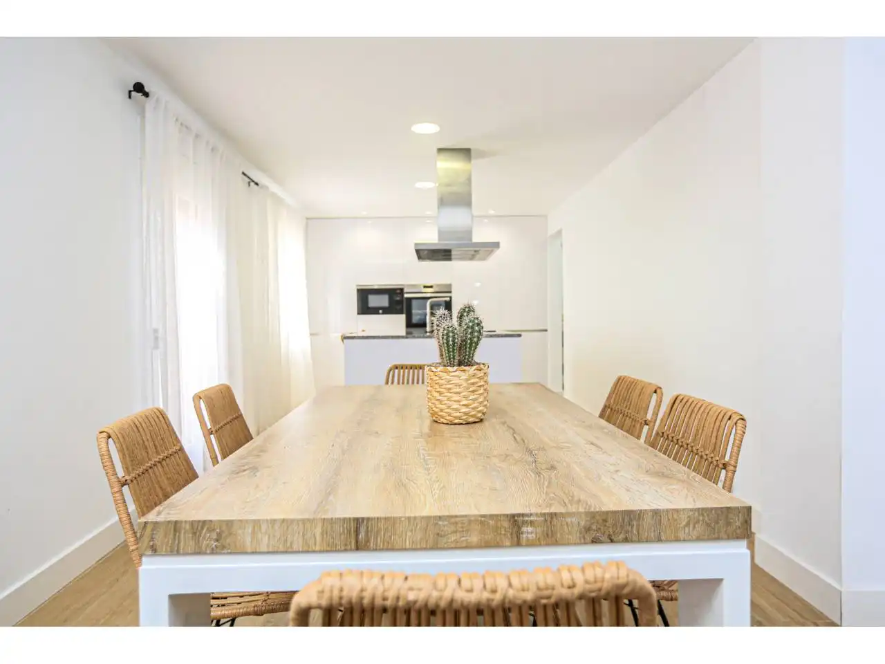 Menjador de Casa o xalet en venda en Cambrils amb Aire condicionat, Jardí privat i Parquet