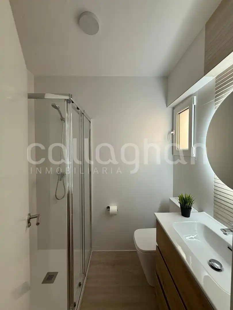 Baño de Piso en venta en Burjassot con Parquet