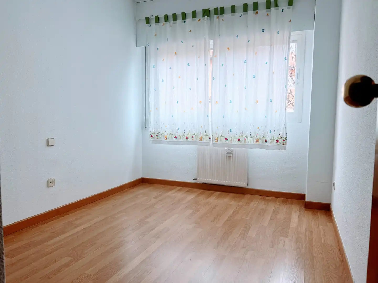 Habitación de Piso de alquiler en San Sebastián de los Reyes con Calefacción