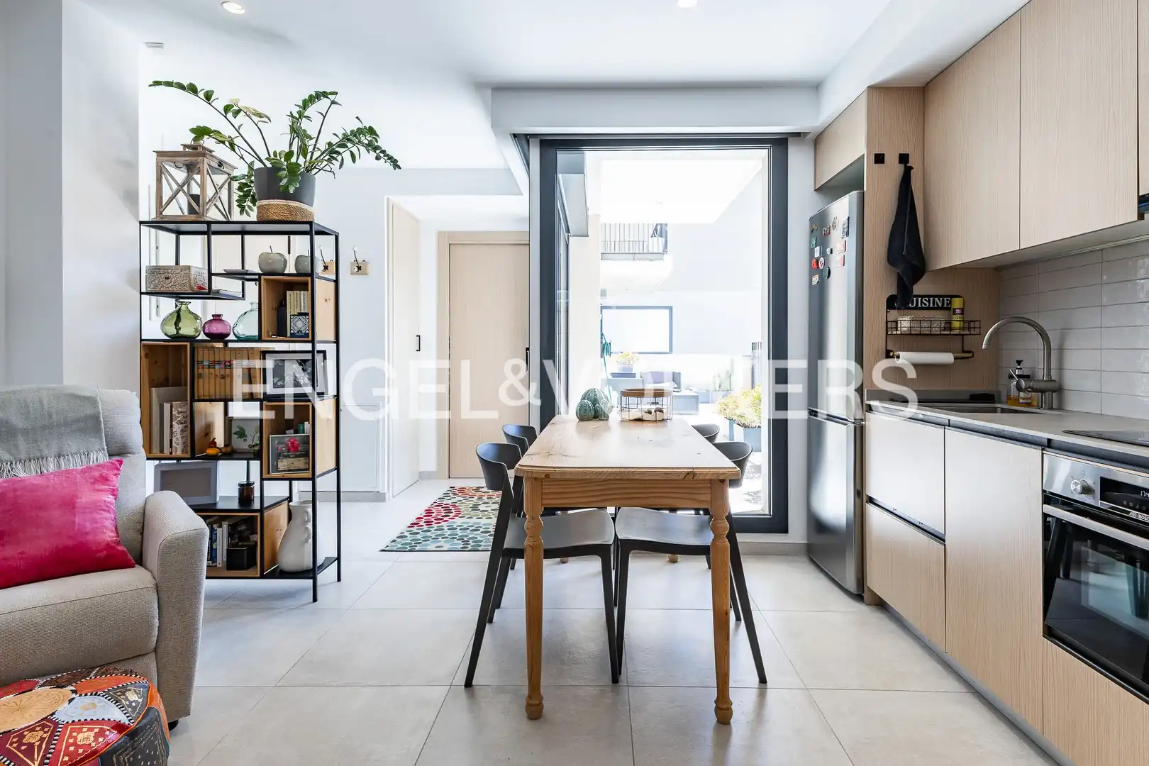 Cocina de Piso en venta en Sant Cugat del Vallès con Aire acondicionado, Calefacción y Jardín privado