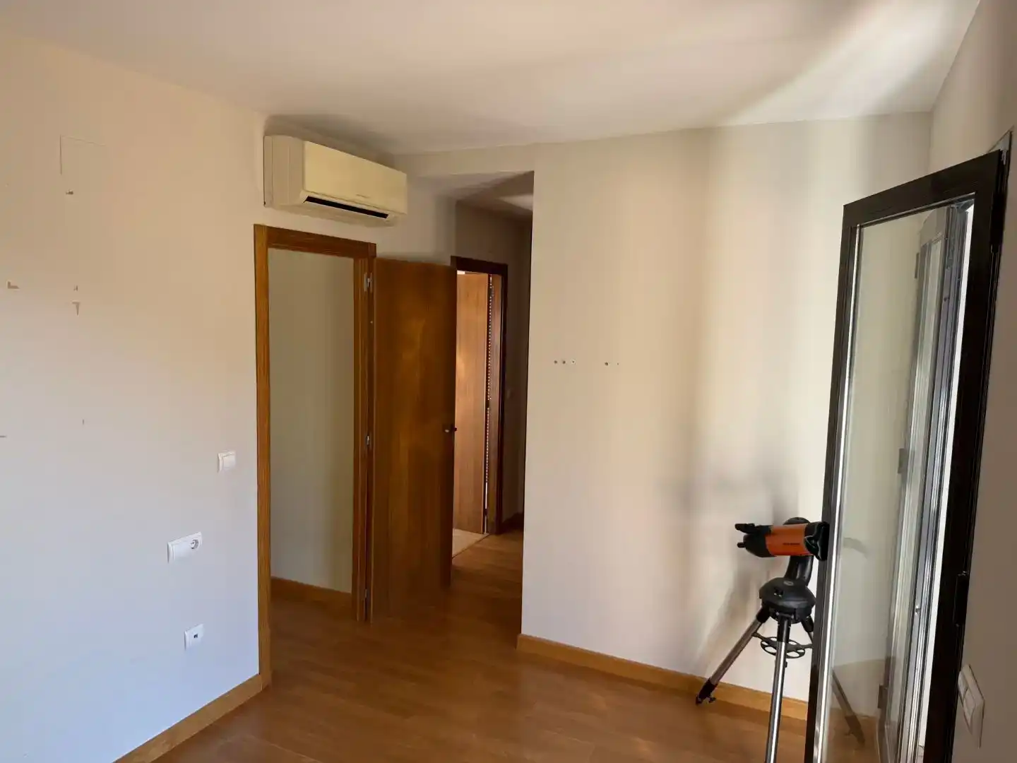 Bedroom of Flat for rent in Polop  with Air Conditioner, Private garden and Parquet flooring