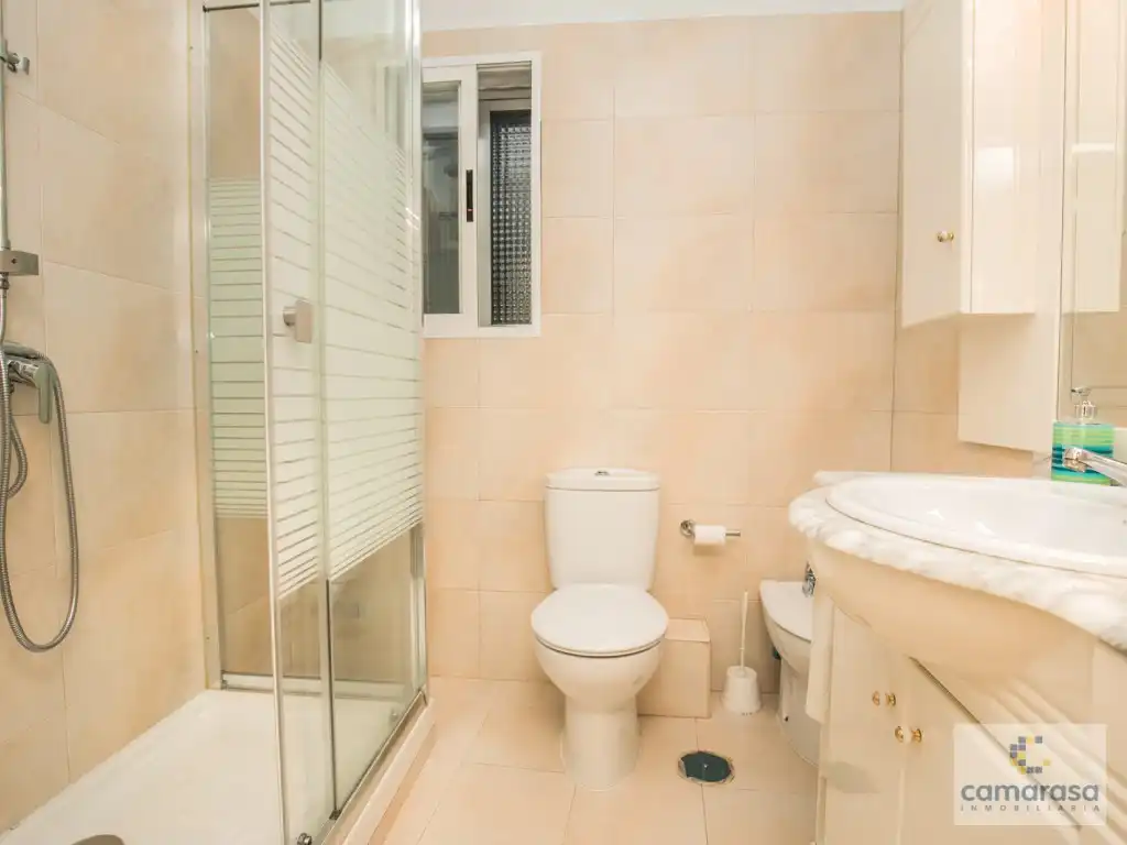 Baño de Piso en venta en Ávila con Calefacción