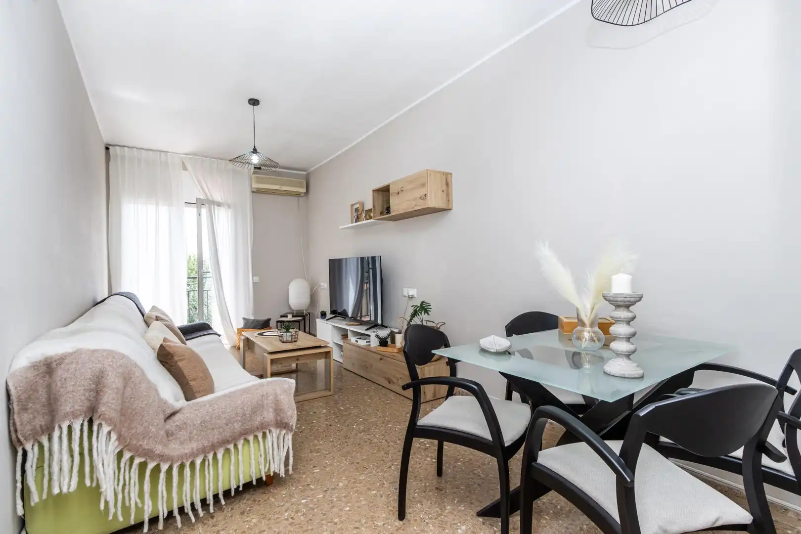 Living room of Flat for sale in Sabadell  with Heating, Storage room and Balcony