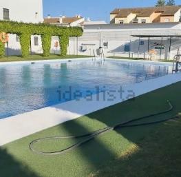 Swimming pool of Single-family semi-detached for sale in Villanueva del Ariscal  with Storage room, Furnished and Community pool