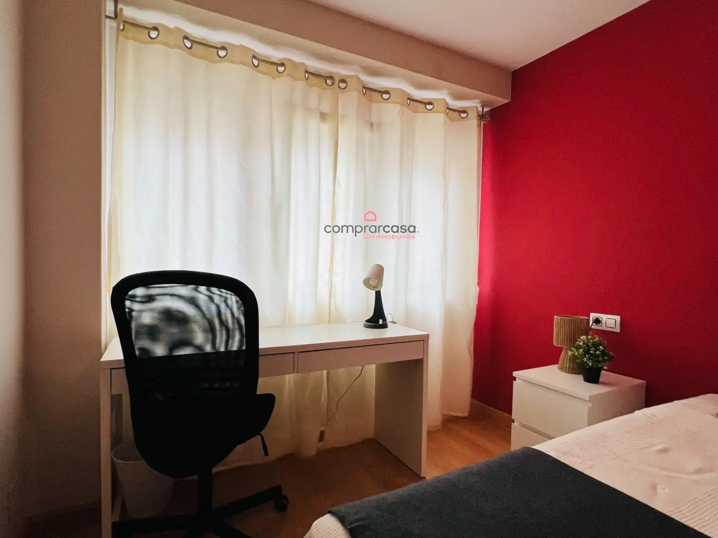 Habitación de Piso de alquiler en A Coruña Capital  con Amueblado