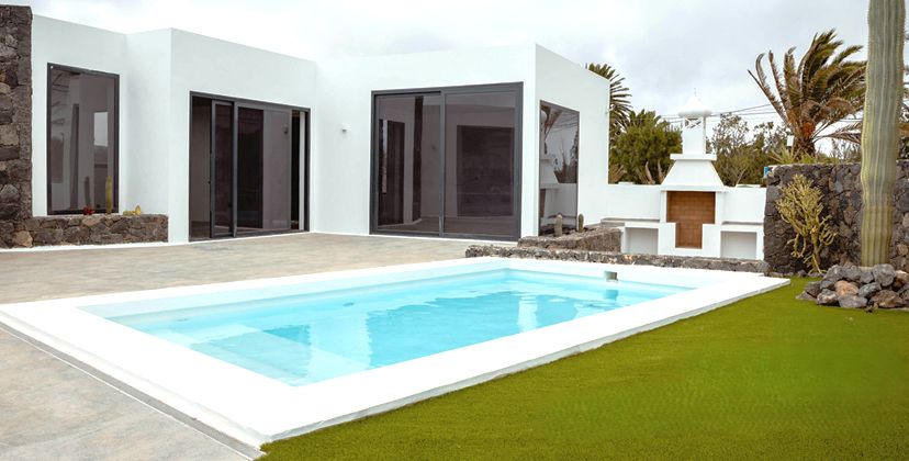 Swimming pool of House or chalet for sale in San Bartolomé  with Private garden, Terrace and Swimming Pool