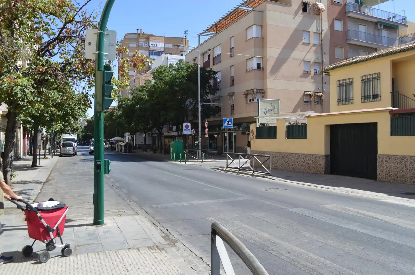 Exterior view of Flat for rent in Granada  with Air Conditioner, Furnished and Balcony