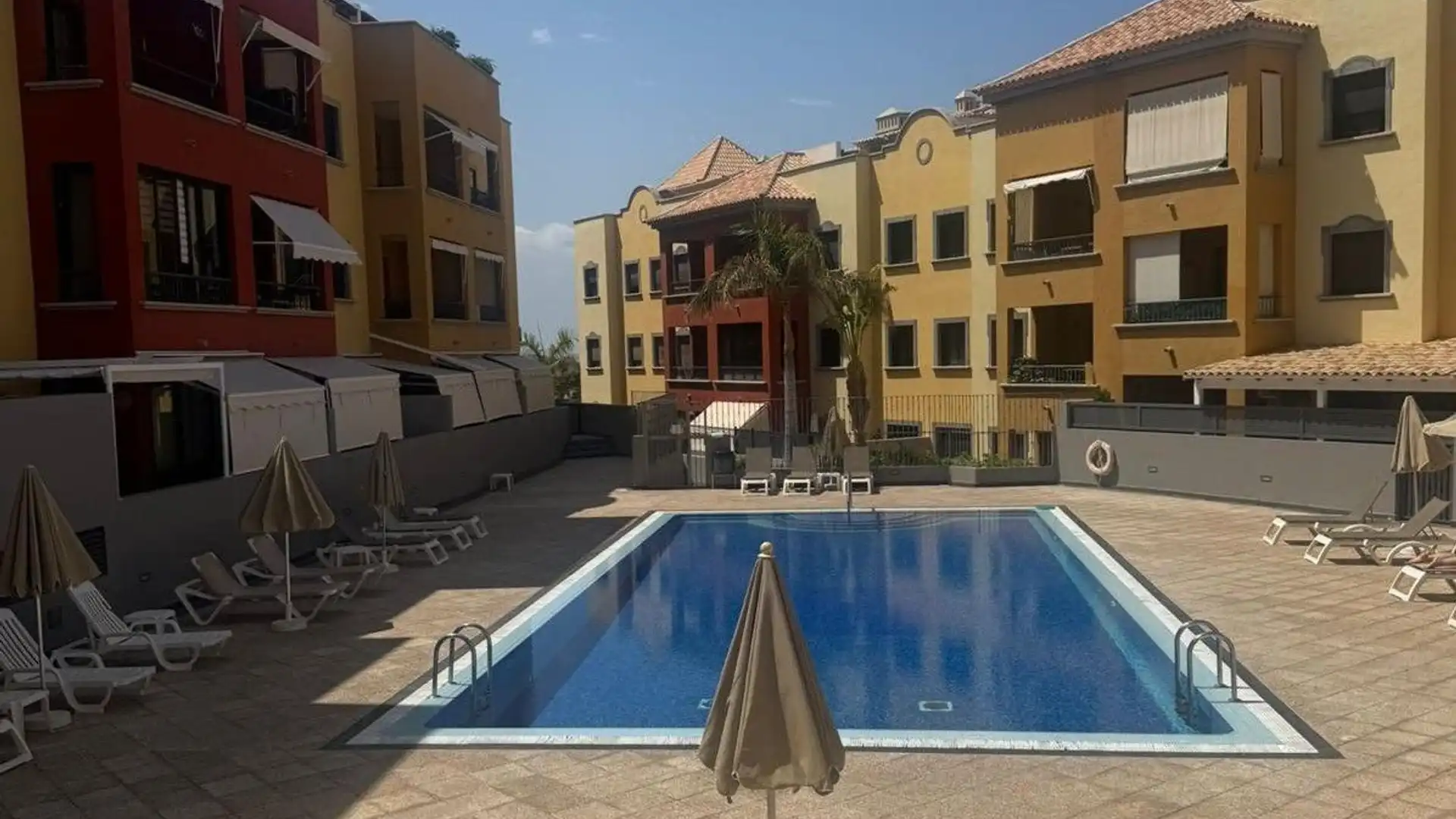 Swimming pool of Apartments for sale in Adeje  with Furnished and Community pool
