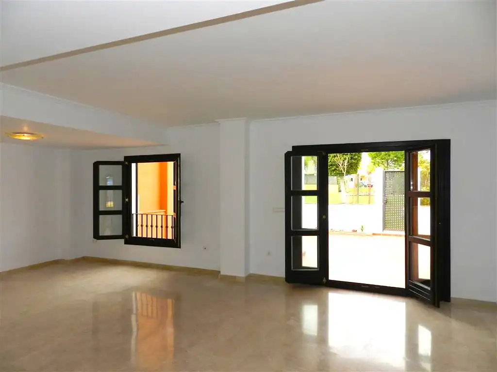 Casa adosada en venta en Marbella con Aire acondicionado, Calefacción y Terraza