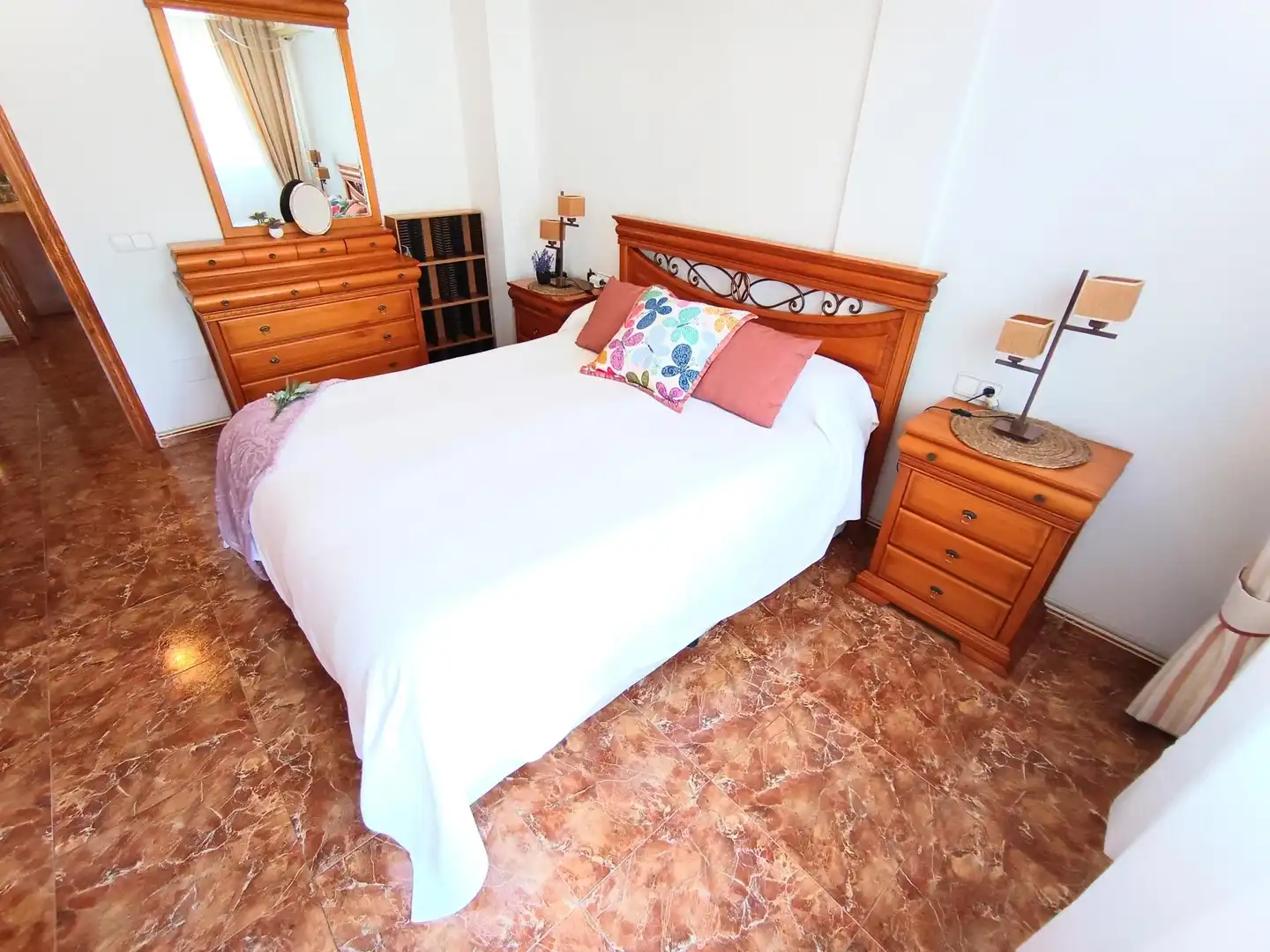 Schlafzimmer von Einfamilien-Reihenhaus zum Verkauf in Ulea mit Klimaanlage, Heizung und Terrasse