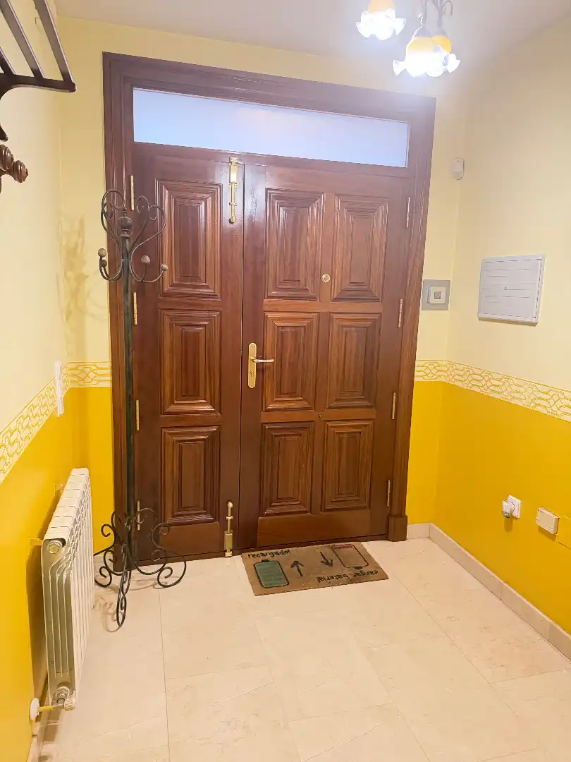Detached homes for sale in Calle Olmos, 7, Ciudad Jardín