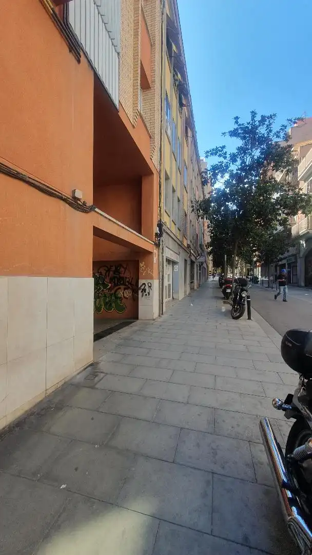 Vista exterior de Garaje en venta en Barcelona