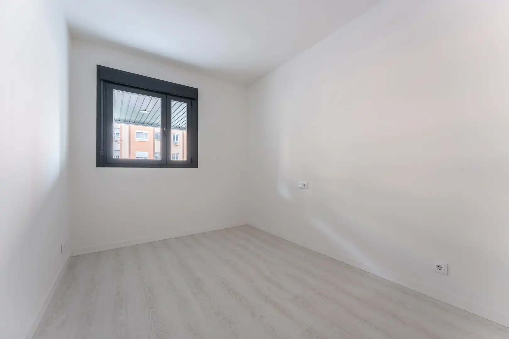 Bedroom of Flat for sale in Málaga  with Parquet flooring, Terrace and Storage room