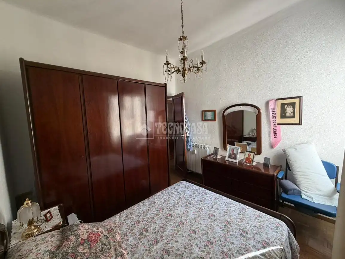 Habitación de Piso en venta en Madrid con Calefacción y Terraza