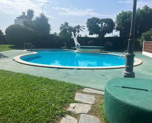 Swimming pool of Flat to rent in Premià de Mar  with Air Conditioner, Terrace and Swimming Pool