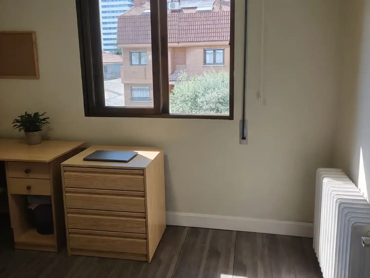 Dormitori de Casa o xalet per a compartir en Fuencarral - El Pardo