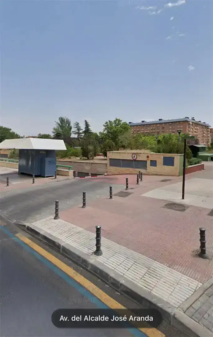 Exterior view of Garage for sale in Alcorcón