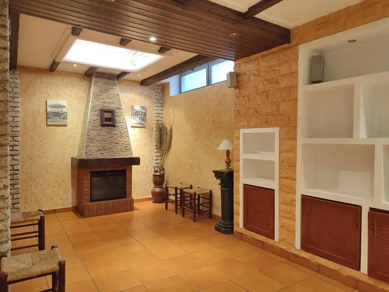 Maison avec piscine à louer à Facultad de Medicina