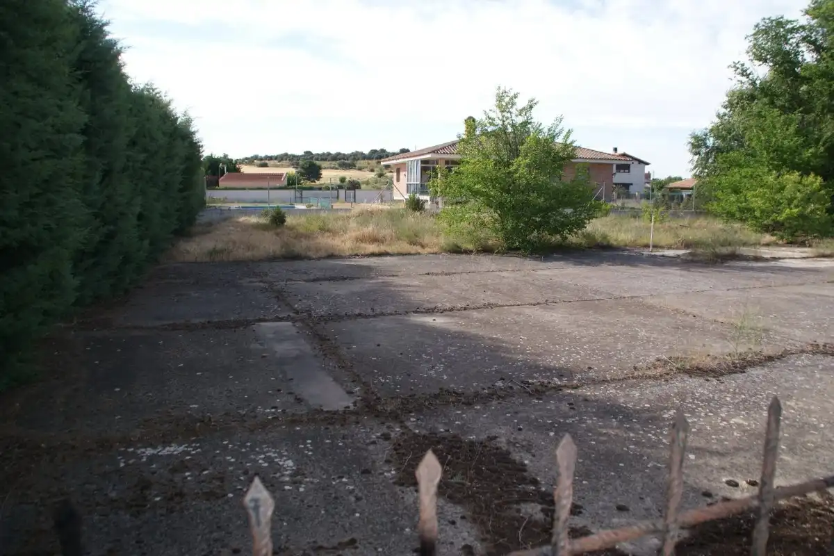 Residential land for sale in Viana de Cega, imagen 6