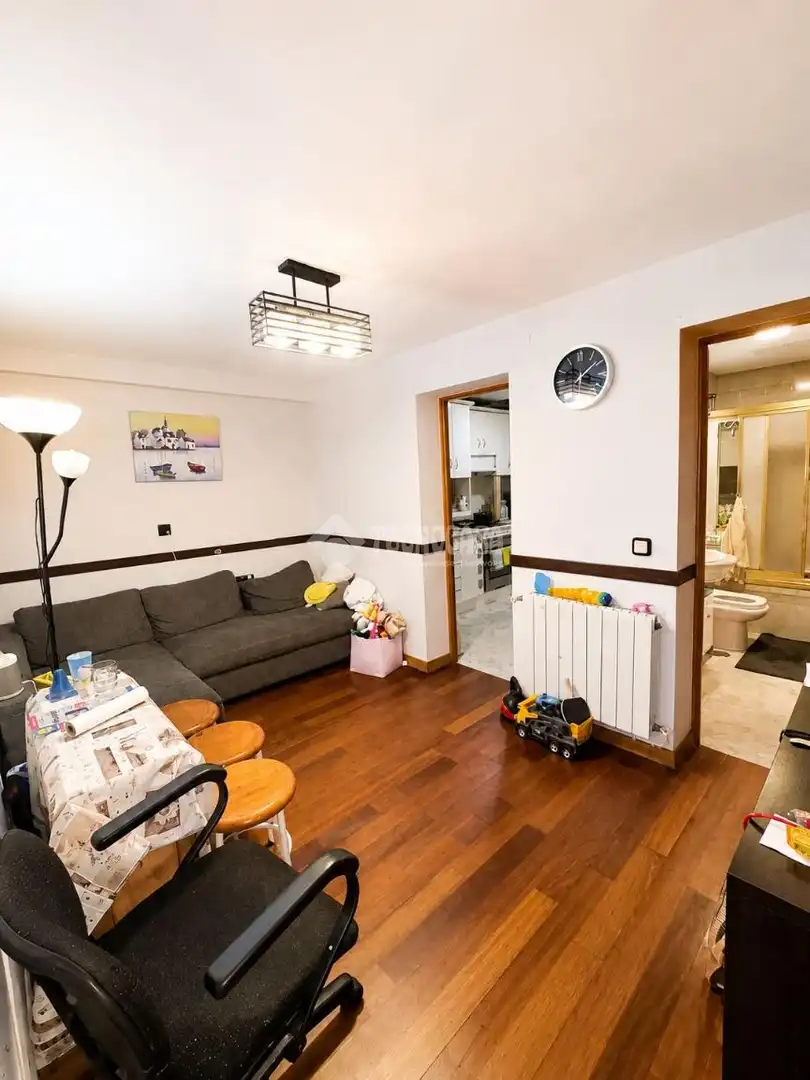 Sala de estar de Casa adosada en venta en Arganda del Rey con Calefacción y Terraza