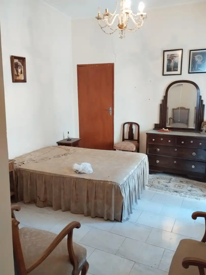 Dormitori de Casa o xalet en venda en Porcuna amb Calefacció, Jardí privat i Terrassa