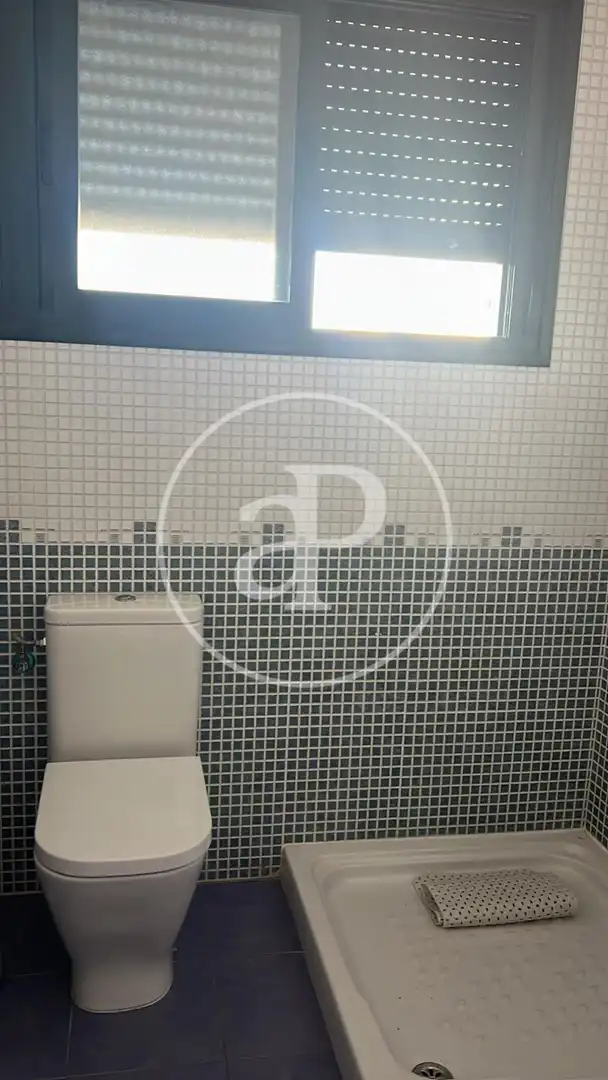 Bathroom of Flat for rent in La Pobla de Farnals  with Heating, Terrace and Storage room