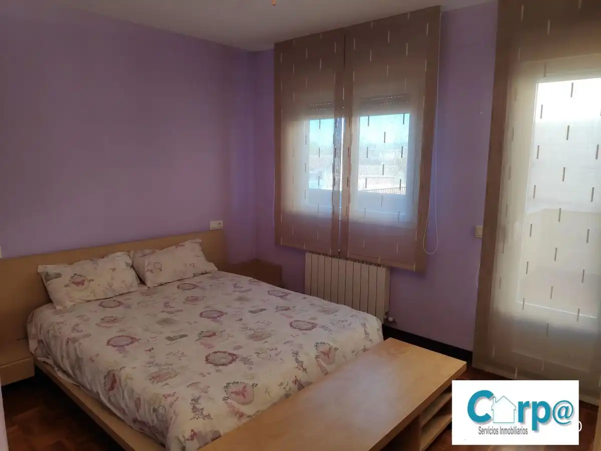 Casa adosada en venta en Andosilla