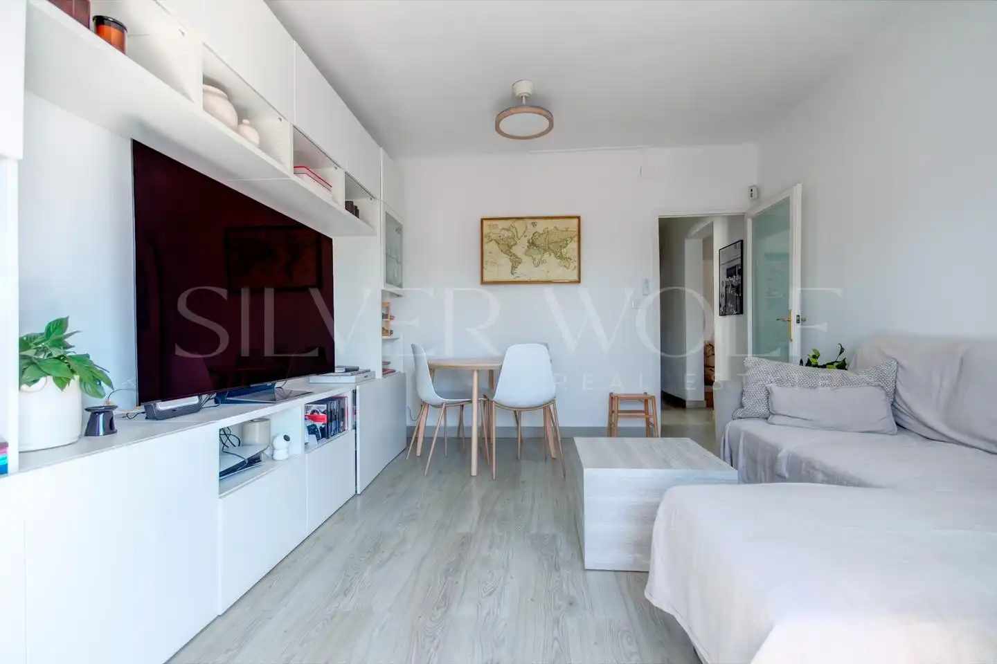 Sala de estar de Piso en venta en Vilanova i la Geltrú con Calefacción, Parquet y Balcón