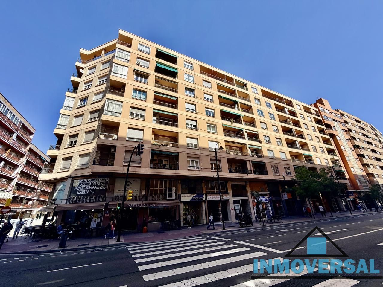 Vista exterior de Piso en venta en  Zaragoza Capital con Calefacción y Terraza