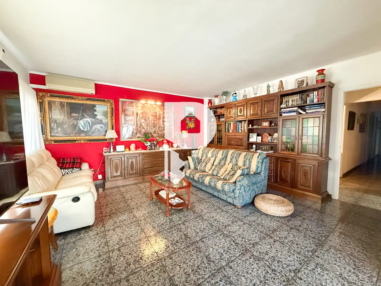 Sala d'estar de Casa o xalet en venda en Sant Vicenç Dels Horts amb Aire condicionat, Calefacció i Terrassa
