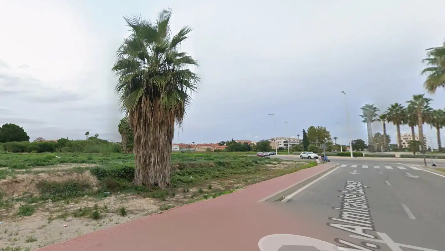 Terreny residencial en venda a Camino Morenos 1, imagen 4