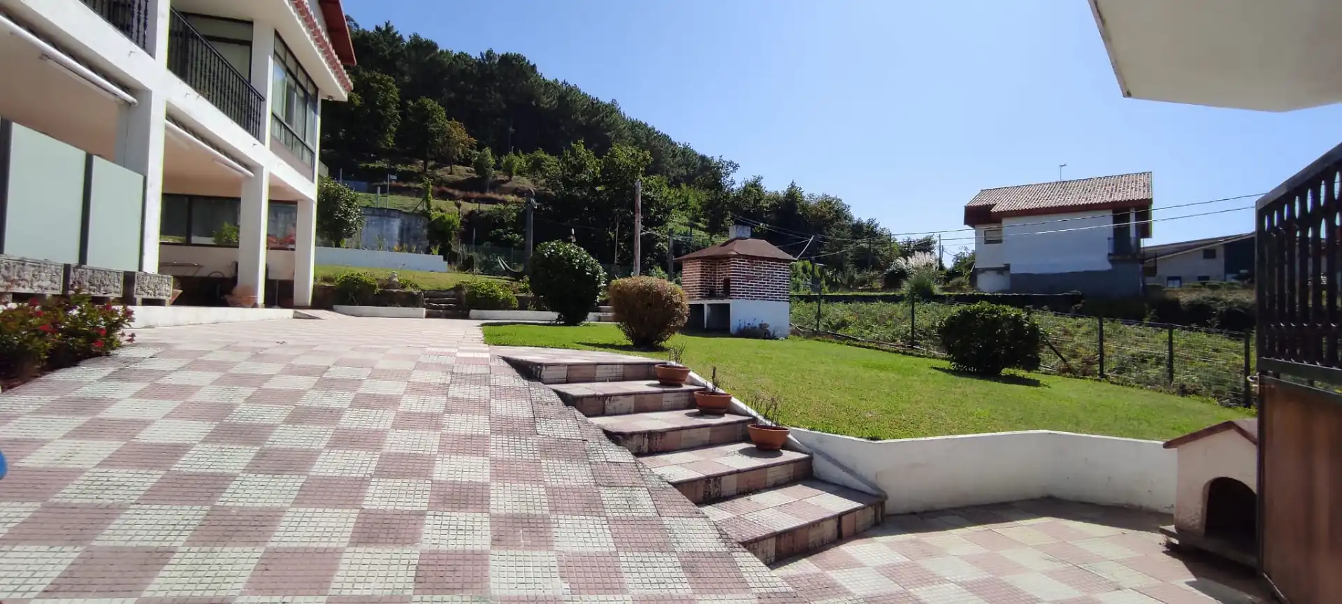 Jardín de Casa o chalet en venta en Vigo  con Calefacción, Terraza y Trastero