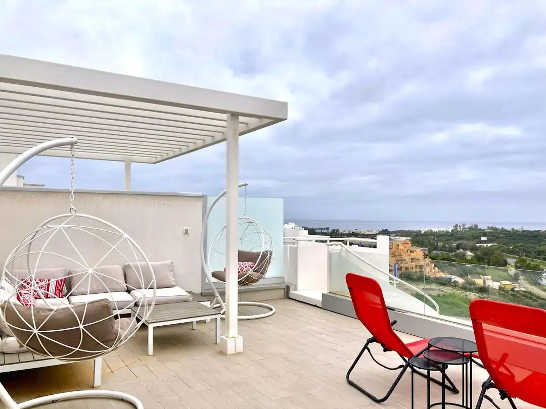 Terrace of Attic for rent in Estepona  with Air Conditioner, Heating and Private garden