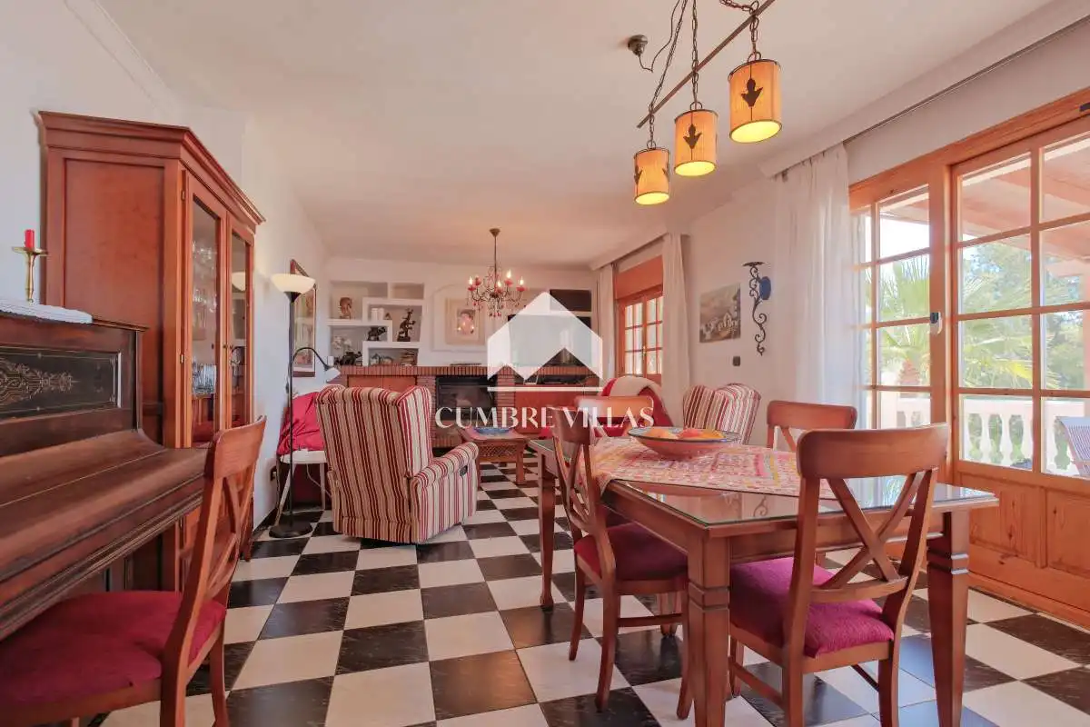 Casa rústica amb jardí en venda a Ítrabo, imagen 13
