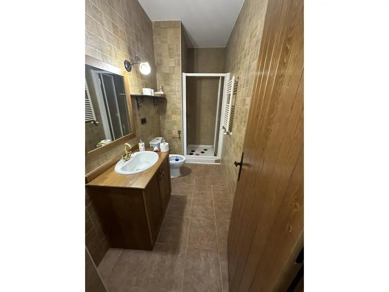 Bathroom of Houses for sale in Villar de Olalla  with Air Conditioner, Heating and Private garden