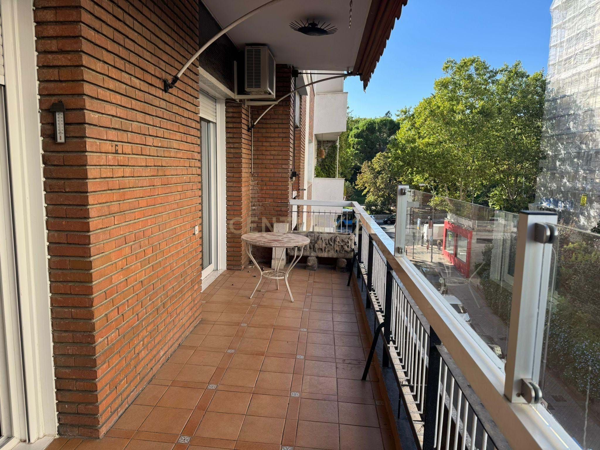 Terraza de Piso de alquiler en  Madrid Capital con Calefacción y Terraza