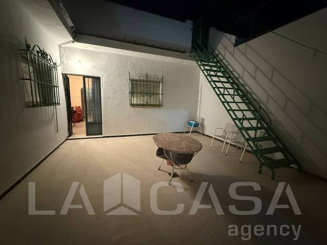 Casa-chalet en Venta en Centro