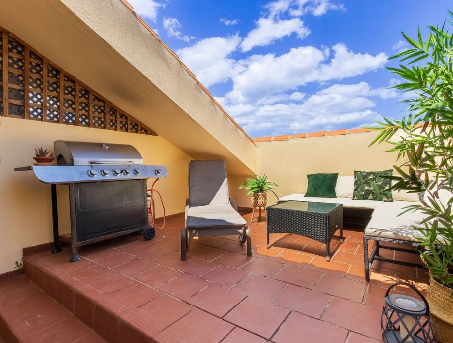Terraza de Piso en venta en Fuengirola con Terraza, Amueblado y Horno